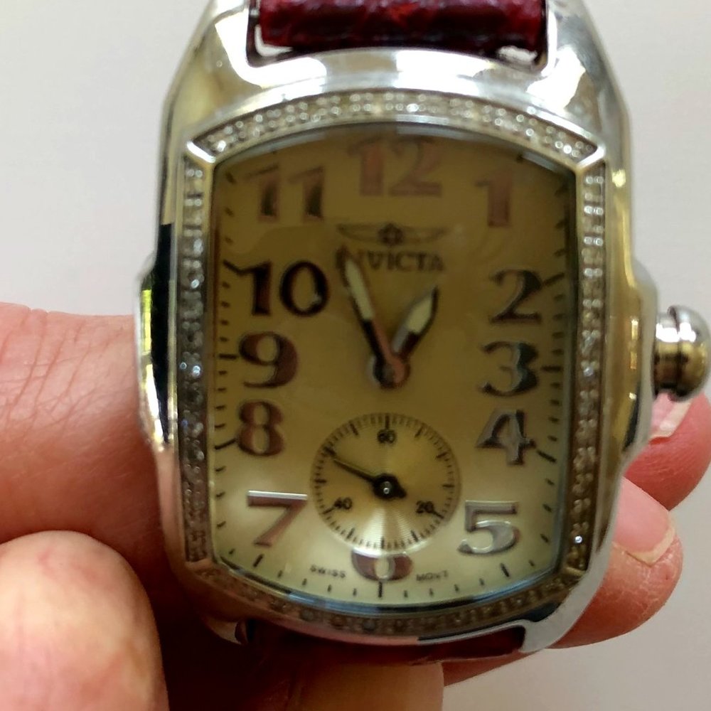 Invicta Diamond Mother of Pearl Red Alligator band